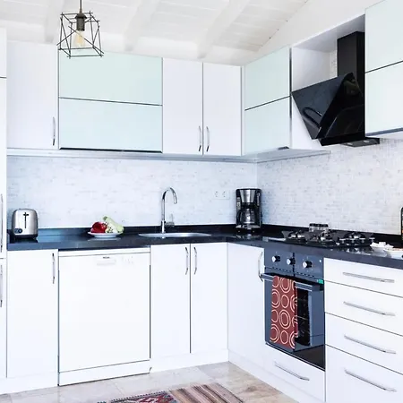 The Shepherds House Hotel